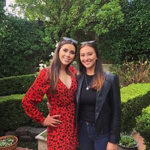 Meet your Posher, Ellenore